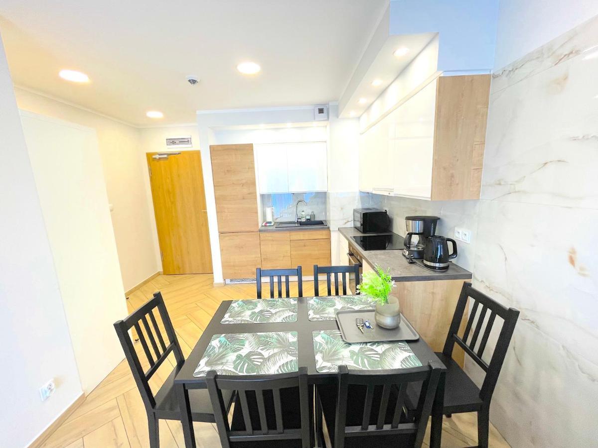 Apartament Superior Blue Przy Plazy- Free Pool, Saunas, Jacuzzi, Fitness, Salzgrotte โควอบเซก ภายนอก รูปภาพ
