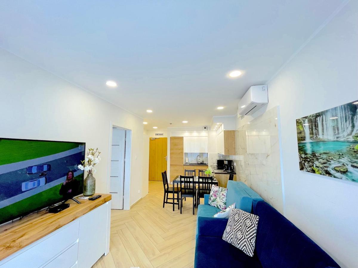 Apartament Superior Blue Przy Plazy- Free Pool, Saunas, Jacuzzi, Fitness, Salzgrotte โควอบเซก ภายนอก รูปภาพ