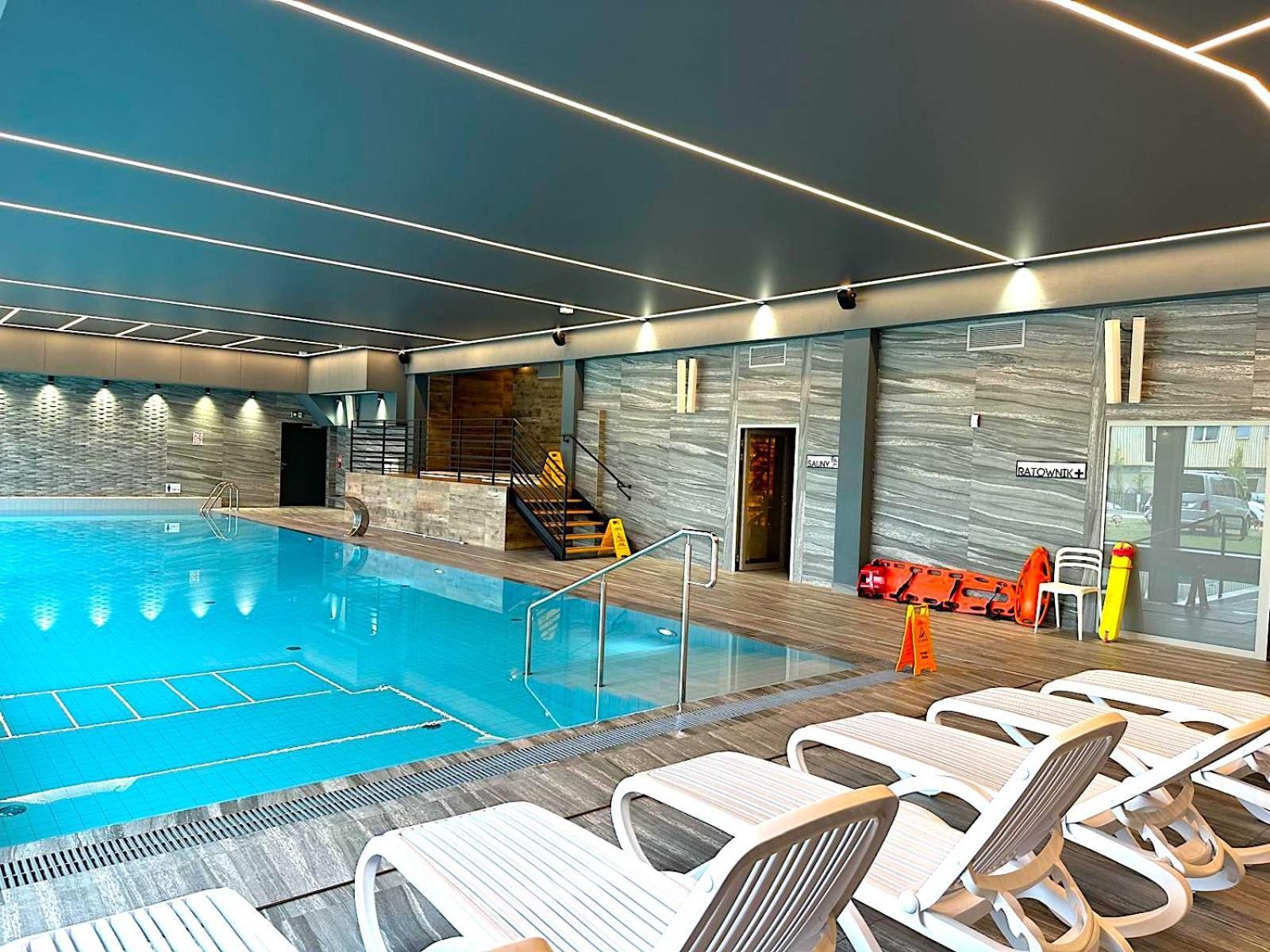 Apartament Superior Blue Przy Plazy- Free Pool, Saunas, Jacuzzi, Fitness, Salzgrotte โควอบเซก ภายนอก รูปภาพ