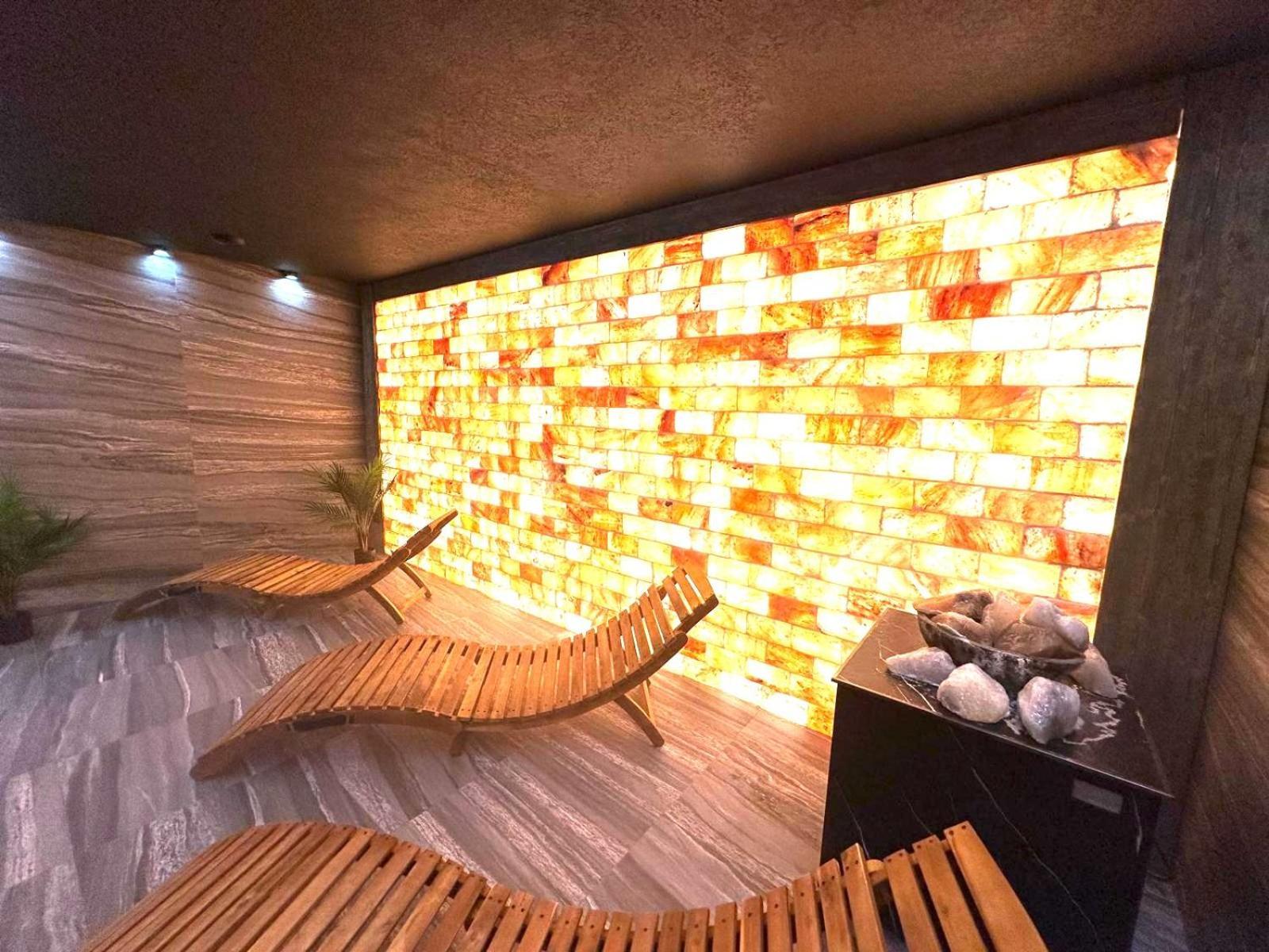 Apartament Superior Blue Przy Plazy- Free Pool, Saunas, Jacuzzi, Fitness, Salzgrotte โควอบเซก ภายนอก รูปภาพ